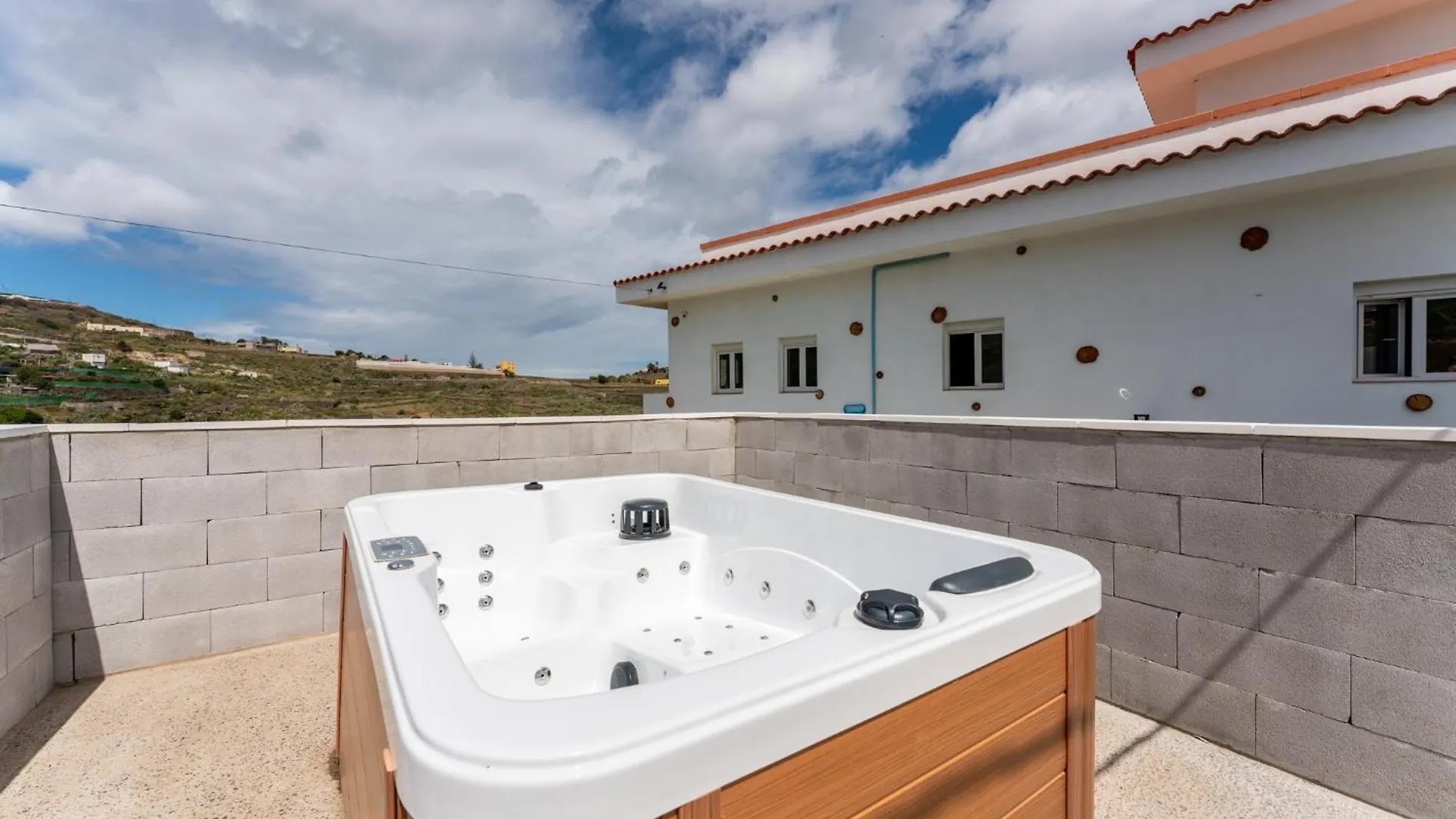 Dejablue. Villa Rural Junto Al Mar Y La Montana Santa Maria de Guia de Gran Canaria